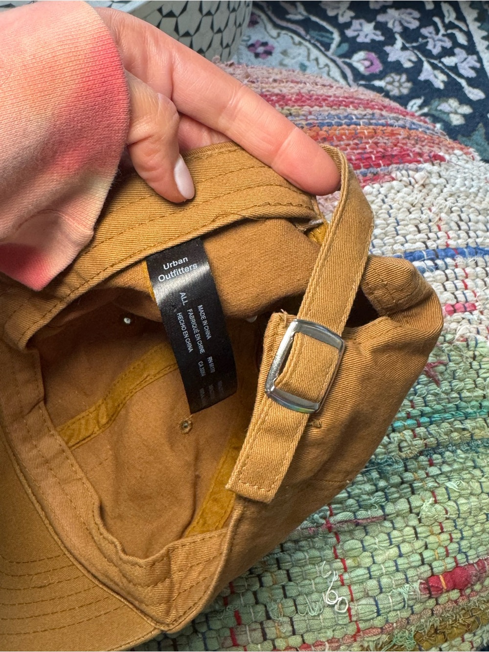 🤎‎ Urban Outfitters tan nude neutral brown adjustable cap baseball hat - Picture 4 of 4